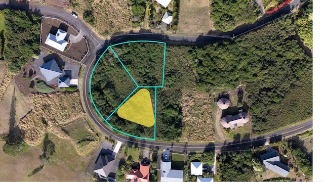 Kaulua Cir, Naalehu, HI 96772