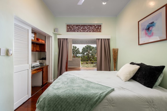 44-2325 Middle Rd, Honokaa, HI 96727 - bedroom with dark wood-type flooring, ceiling fan, and a desk