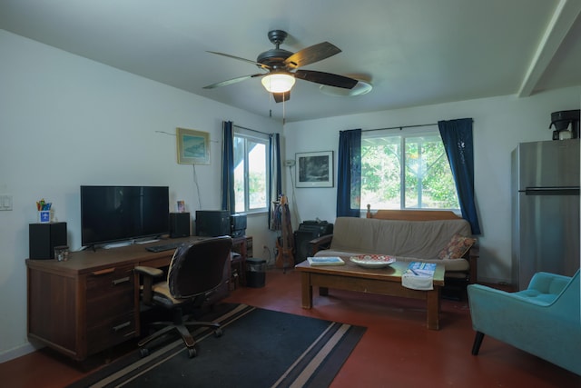 15-1517 7th Ave, Keaau, HI 96749 - home office with a ceiling fan and finished concrete flooring