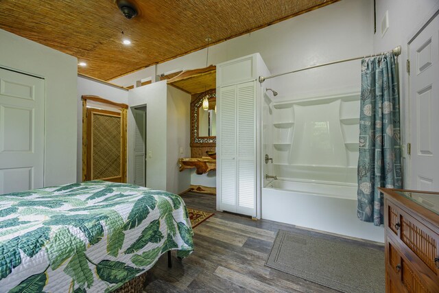 14-3401 Pakalana Rd, Pahoa, HI 96778 - bedroom featuring wood finished floors and wood ceiling