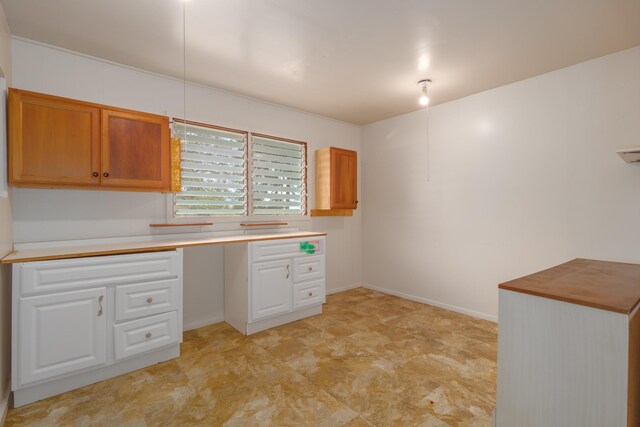 44-3275 Hoo Kahua Rd, Honokaa, HI 96727 - kitchen with light countertops