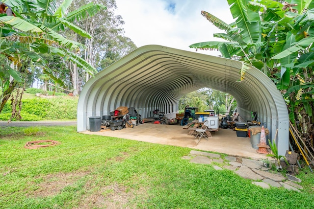 48-5319 Kukuihaele Rd, Honokaa, HI 96727 - view of parking / parking lot featuring a carport and driveway