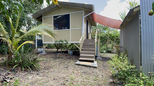 12-7026 Wehelauniu St, Pahoa, HI 96778 - view of front facade with stairs