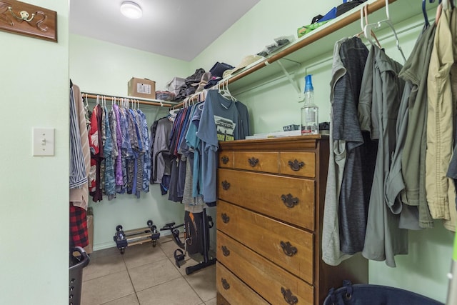 15-1948 12th Ave, Keaau, HI 96749 - walk in closet with light tile patterned floors