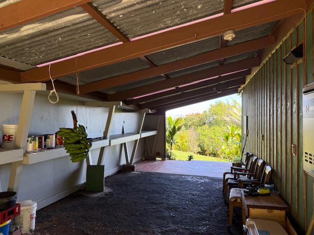 48-5441 Kukuihaele Rd, Honokaa, HI 96727 - view of garage