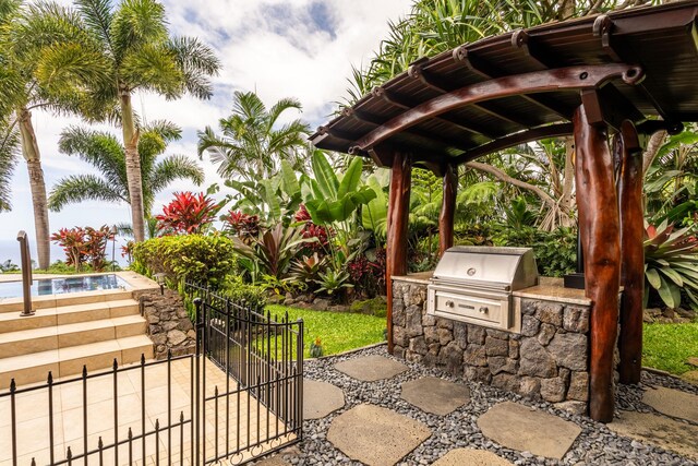 76-863 Pakalakala Pl, Kailua-Kona, HI 96740 - view of patio / terrace featuring an outdoor kitchen