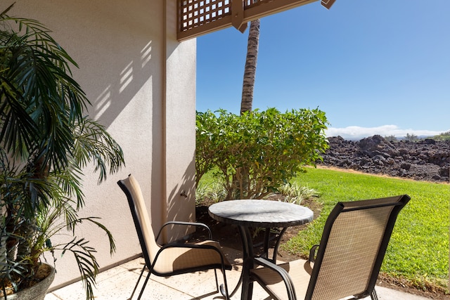 69-555 Waikoloa Beach Dr Unit 1704, Waikoloa, HI 96738 - view of patio / terrace