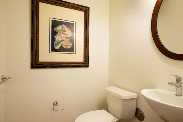 69-555 Waikoloa Beach Dr Unit 1704, Waikoloa, HI 96738 - half bathroom with toilet and a sink