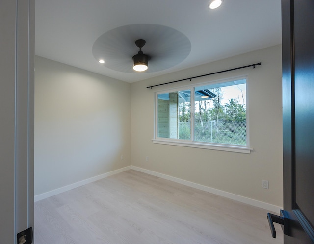 16-2100 Silveroak Dr, Pahoa, HI 96778 - spare room featuring wood finished floors, recessed lighting, a ceiling fan, and baseboards