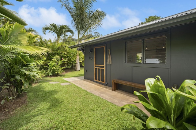 2-3161 Kaumualii Hwy Unit 2, Kalaheo, HI 96741 - view of grassy yard