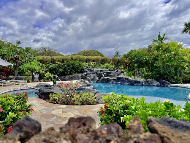 68-180 Waikoloa Beach Dr Unit P4, Waikoloa, HI 96738 - view of outdoor pool