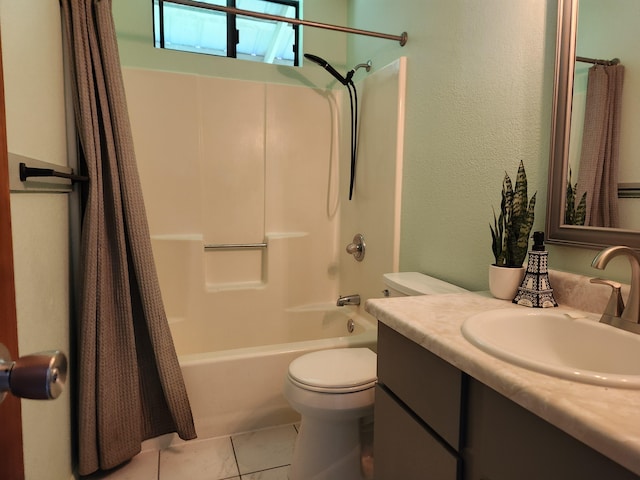 15-2687 Kaku St, Pahoa, HI 96778 - full bathroom featuring vanity, toilet, and shower / bath combination with curtain