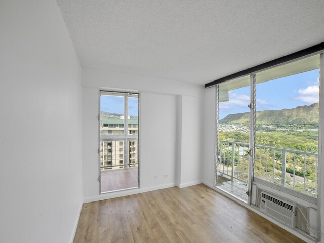 2575 Kuhio Ave Unit 1504, Honolulu, HI 96815