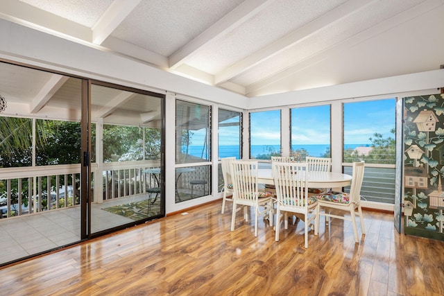 81-6267 Piko Rd, Captain Cook, HI 96704 - sunroom featuring wood finished floors, a textured ceiling, and a water view
