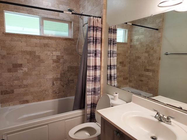 14-3431 Seadrift Rd, Pahoa, HI 96778 - bathroom featuring toilet, shower / bathtub combination with curtain, and vanity