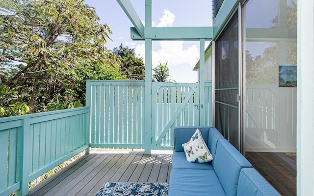 188 Hale St Unit 3C, Hilo, HI 96720 - view of wooden deck