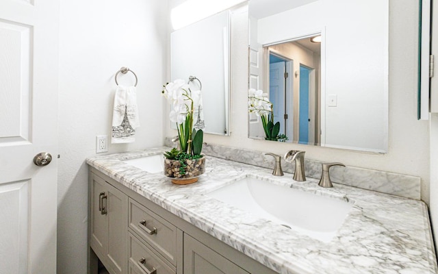 188 Hale St Unit 3C, Hilo, HI 96720 - bathroom with double vanity