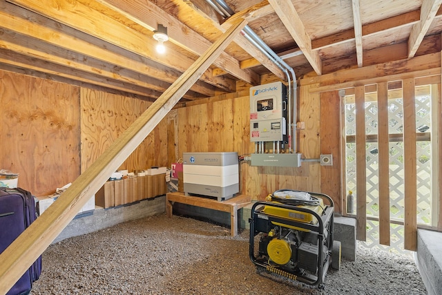 16-1580 39th Ave, Kurtistown, HI 96760 - interior space featuring wooden walls