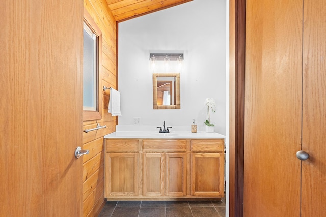 15-1644 4th Ave, Keaau, HI 96749 - bathroom featuring vanity