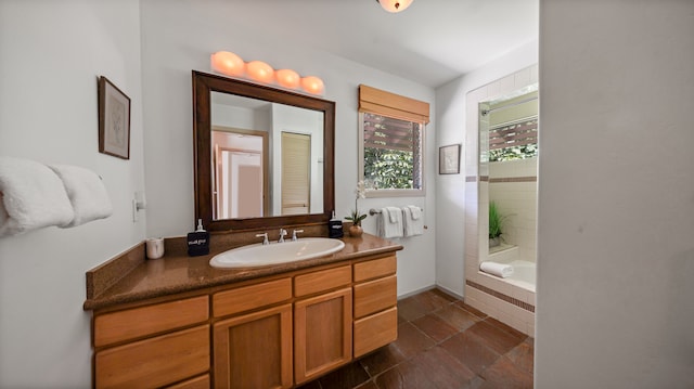 5-6691 Kuhio Hwy, Hanalei, HI 96714 - full bath featuring vanity and tiled shower / bath