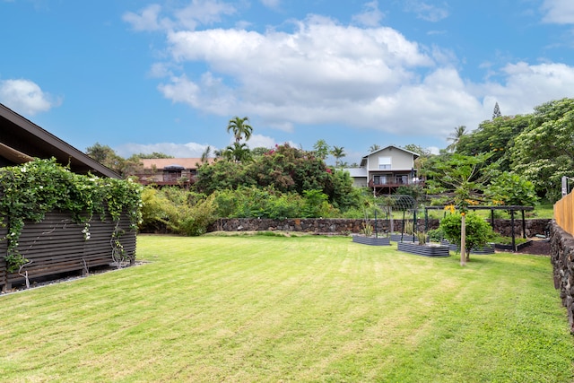 75-5811 Nani Kailua Pl, Kailua-Kona, HI 96740 - view of yard with a vegetable garden