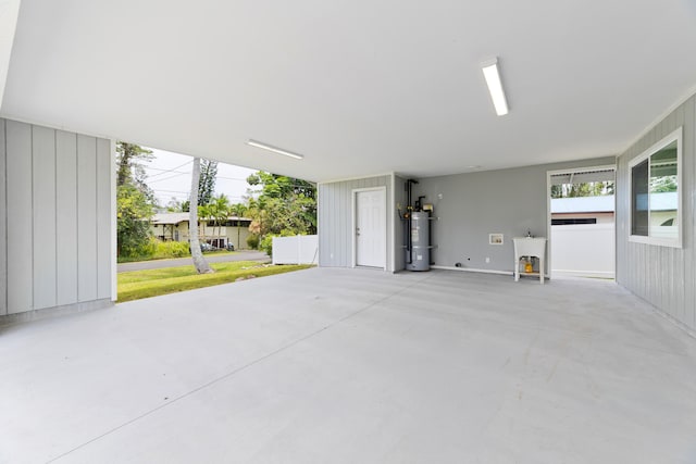 15-2804 Maikoiko St, Pahoa, HI 96778 - garage with water heater