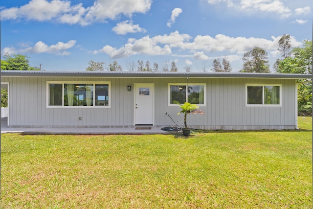 15-2804 Maikoiko St, Pahoa, HI 96778 - single story home featuring a front lawn and metal roof