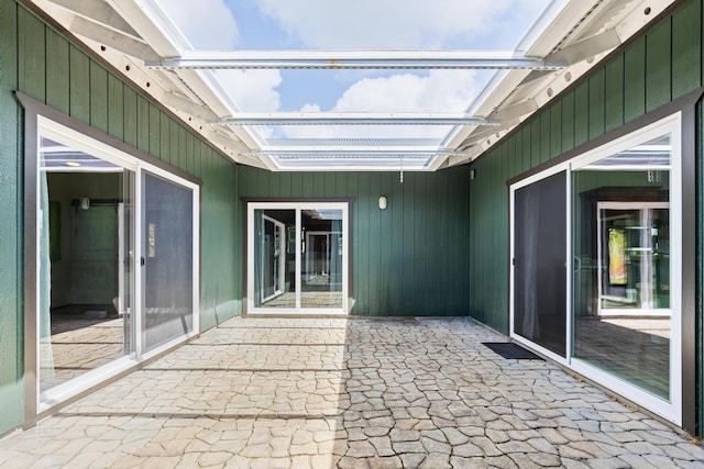 16-2028 35th Ave, Keaau, HI 96749 - unfurnished sunroom with a skylight