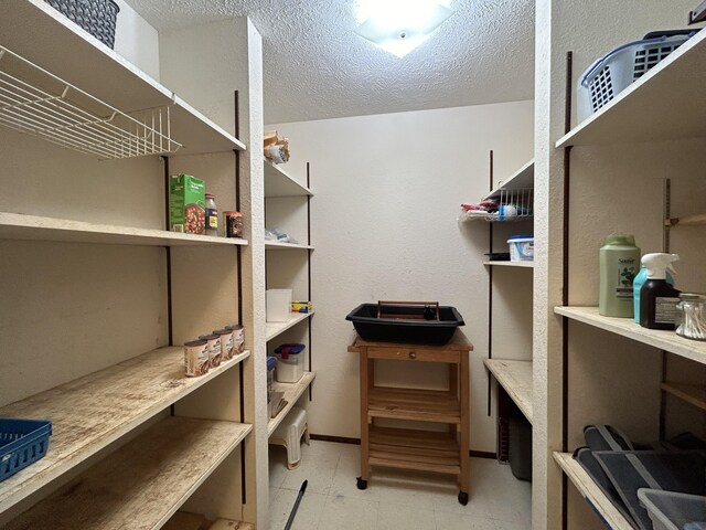 16-1397 35th Ave, Keaau, HI 96749 - view of pantry
