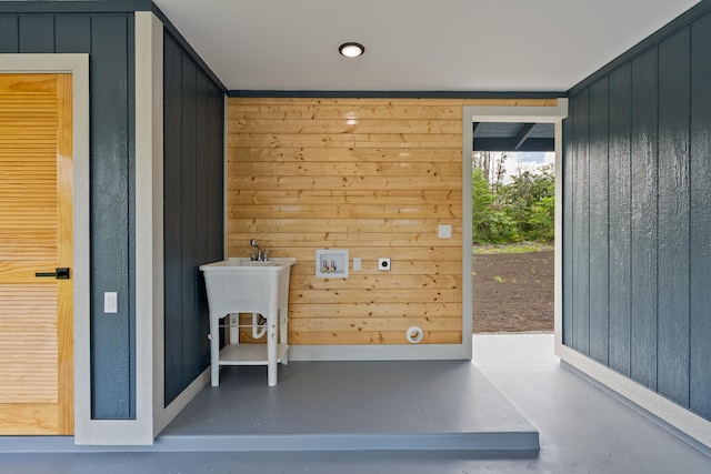 16-2168 Tree Fern Dr, Pahoa, HI 96778 - laundry room featuring washer hookup and wooden walls