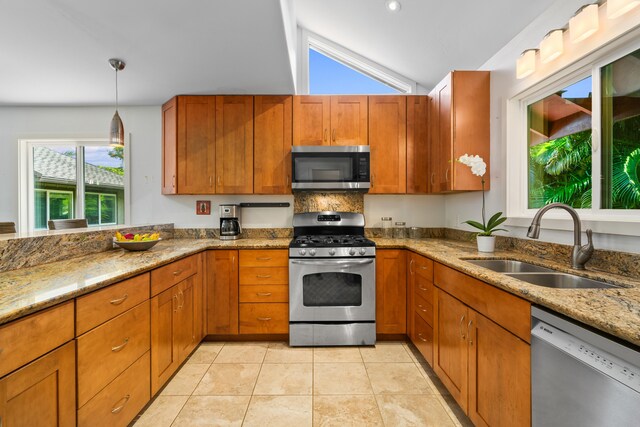 3695 Kaweonui Rd, Princeville, HI 96722