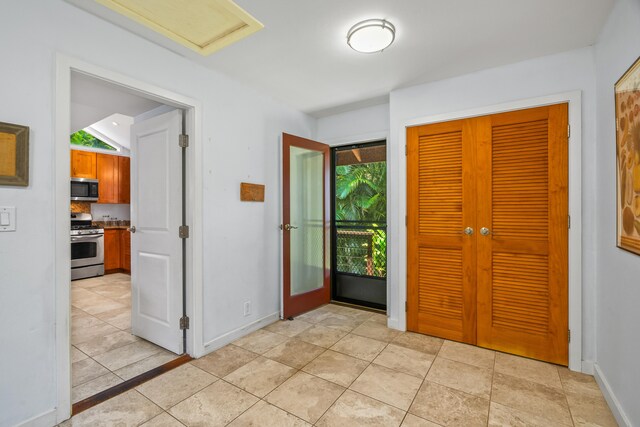 3695 Kaweonui Rd, Princeville, HI 96722