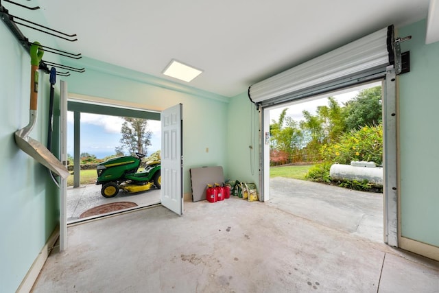 73-4566 Kukuki St, Kailua-Kona, HI 96740 - view of garage