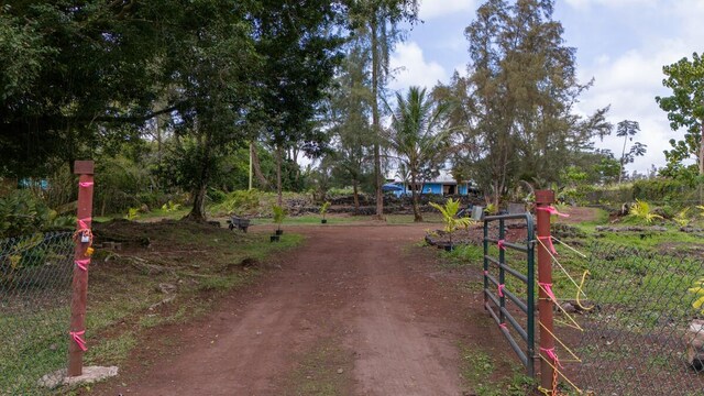 15-1582 18th Ave, Keaau, HI 96749