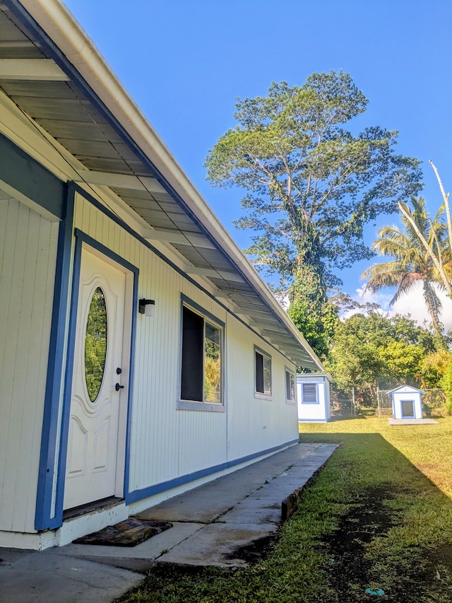 15-2714 Nenue St, Pahoa, HI 96778 - property entrance with a yard