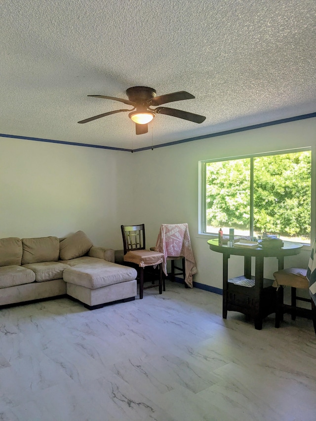 15-2714 Nenue St, Pahoa, HI 96778 - living area featuring a textured ceiling and a ceiling fan