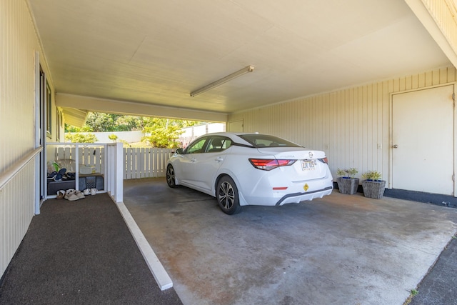 45-550 Miulana Pl, Honokaa, HI 96727 - garage featuring a carport
