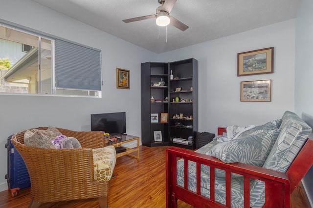 45-550 Miulana Pl, Honokaa, HI 96727 - bedroom featuring wood finished floors and a ceiling fan
