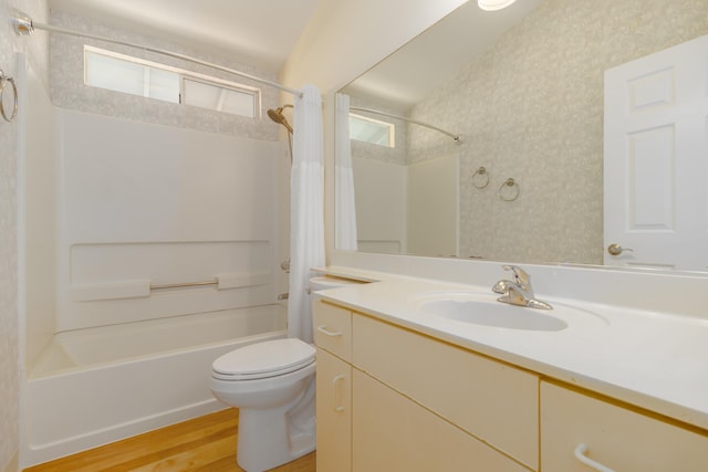75-252 Nani Kailua Dr Unit 23, Kailua-Kona, HI 96740 - full bath with shower / bath combo with shower curtain, vanity, wood finished floors, toilet, and wallpapered walls
