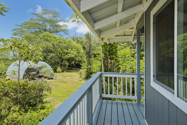 15-1653 28th Ave, Keaau, HI 96749 - wooden deck with a lawn