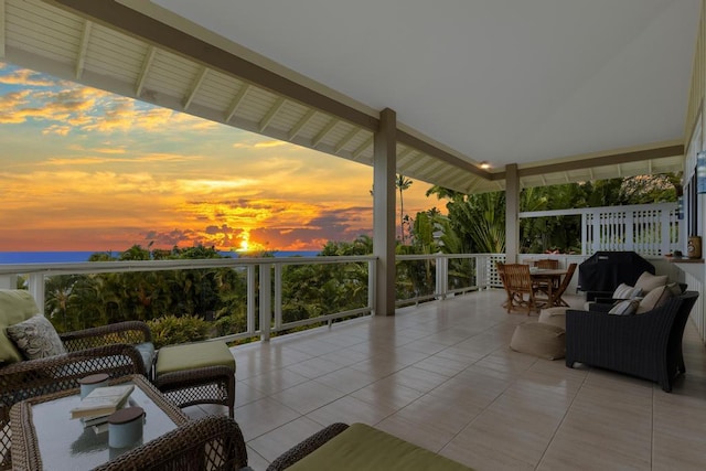76-985 Aeo St, Kailua-Kona, HI 96740 - sunroom with tile patterned floors, high vaulted ceiling, and expansive windows