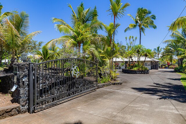 15-869 Lemiwai Rd, Keaau, HI 96749 - view of gate