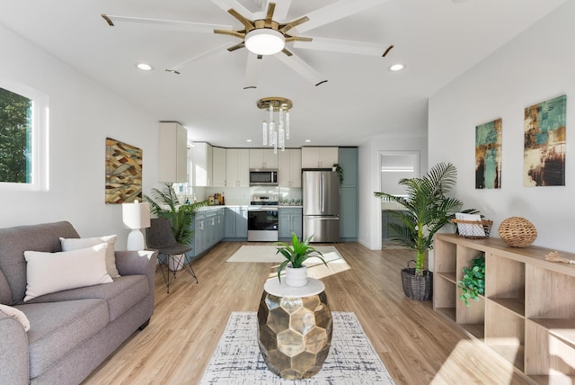 16-2143 Uilani Dr, Pahoa, HI 96778 - living area with light wood-style flooring, recessed lighting, and ceiling fan