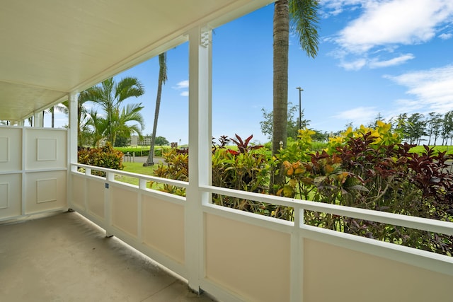 525 Aleka Lp Unit F6, Kapaa, HI 96746 - view of balcony