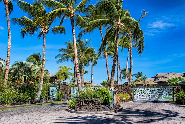 69-1033 Nawahine Pl Unit 1G, Waikoloa, HI 96738 - view of front of house with a gate