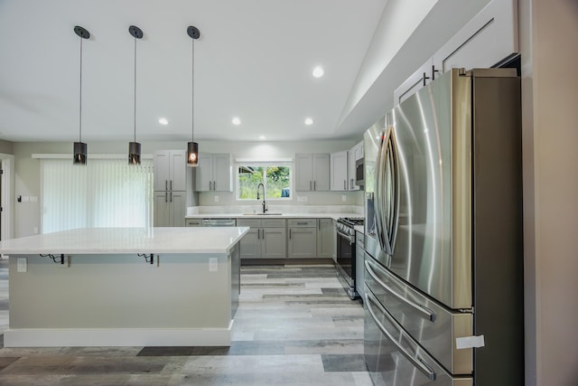 15-1674 24th Ave, Keaau, HI 96749 - kitchen with appliances with stainless steel finishes, a sink, a center island, gray cabinets, and recessed lighting