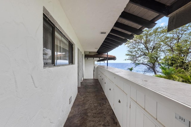 75-6082 Alii Dr # B333, Kailua-Kona, HI 96740 - balcony featuring view of water and beach