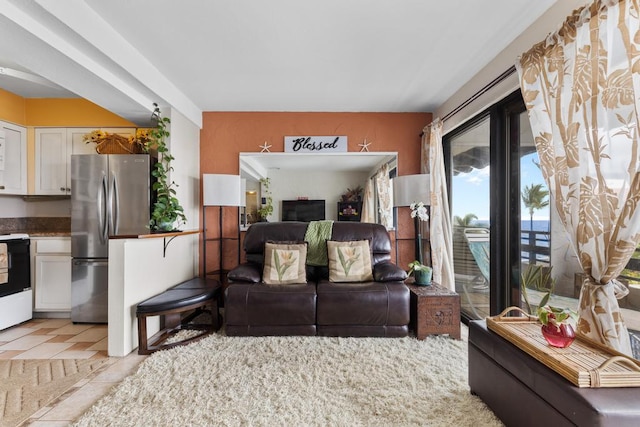 75-6082 Alii Dr # B333, Kailua-Kona, HI 96740 - living area with light tile patterned flooring