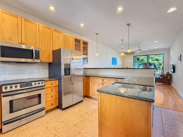 75-346 Hualalai Rd Unit B202, Kailua-Kona, HI 96740 - kitchen with stainless steel appliances, a peninsula, decorative backsplash, glass insert cabinets, and recessed lighting