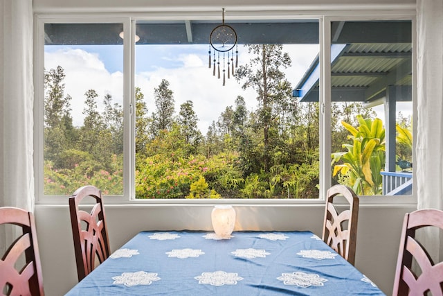 11-3458 Lehua St, Mountain View, HI 96771 - dining room featuring a chandelier